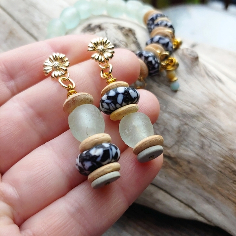Daisy Aromatherapy Stackers - Essential Oil Diffuser Earrings
